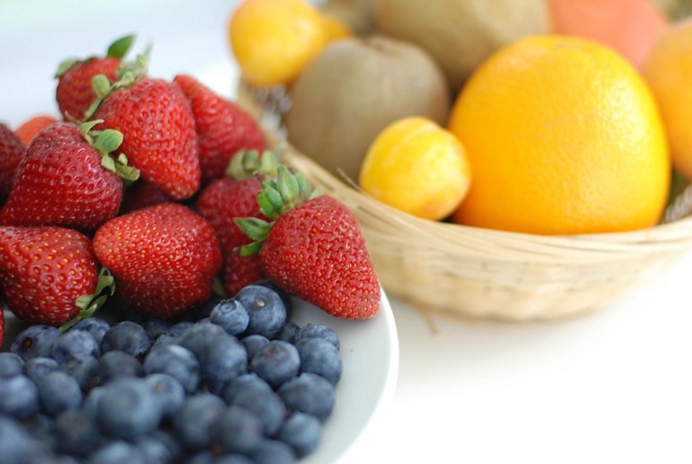 Fruit is gezond, drink infused water met fruit