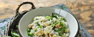 Risotto mit Erbsen und schwarzem Knoblauch Rezept