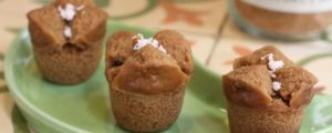 Little brown cakes with coconut: Kue Mangkuk Gula Java